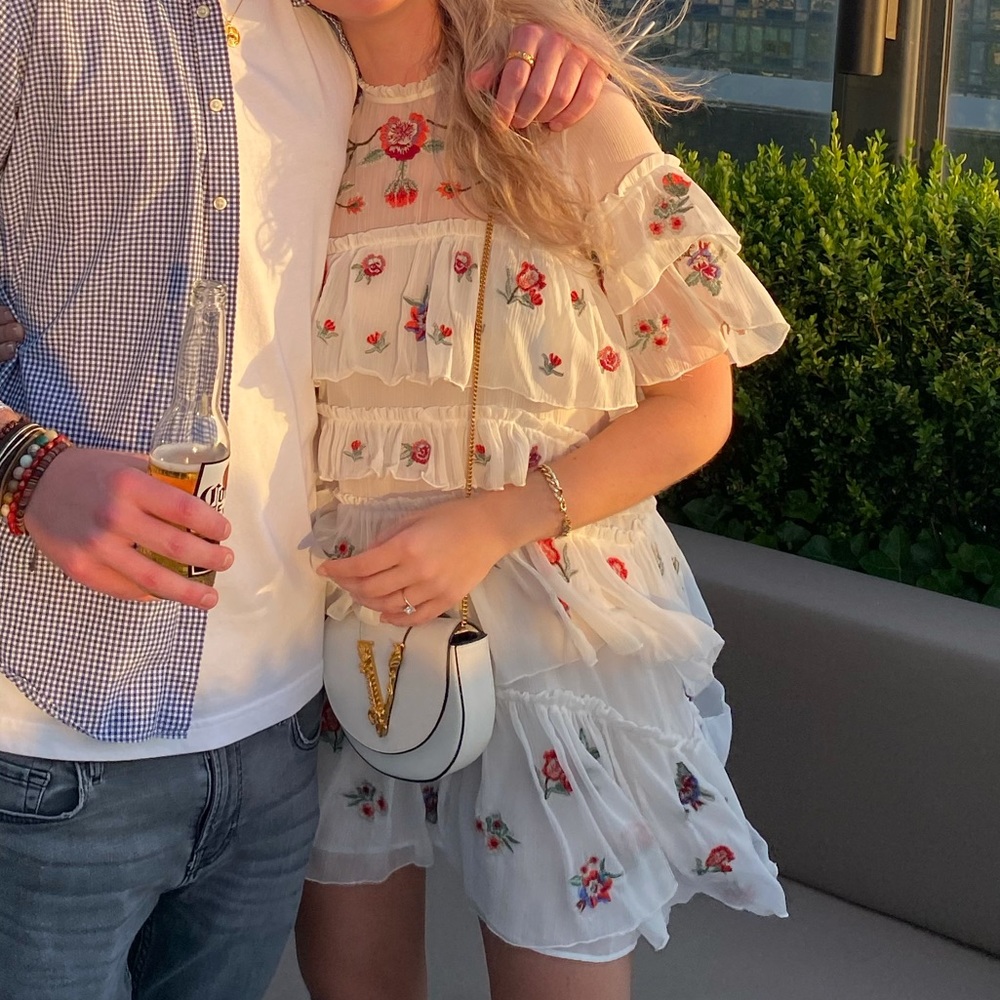 Zara White w/ Red Rose Embroidered Ruffle Dress